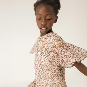 Las mejores rebecas de niña para cada temporada: Guía de estacionalidad