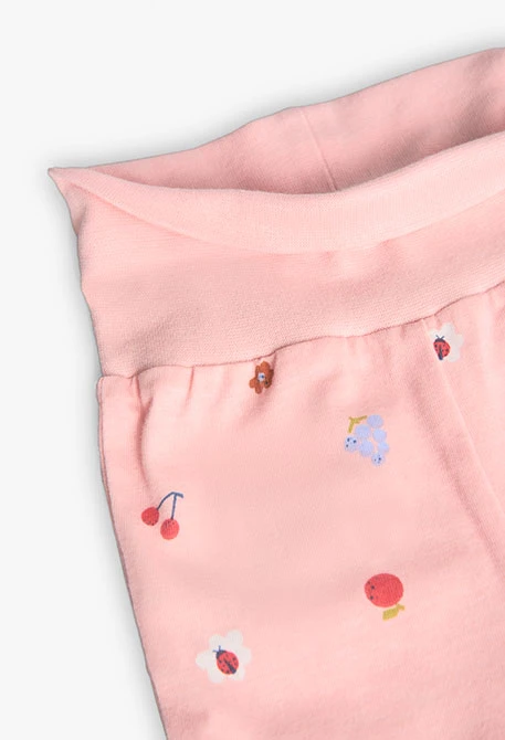 Conjunto de punto para bebé niña en color blanco y rosa