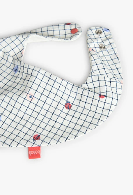 2-pack of knitted bibs for baby in pink and white with checkered pattern