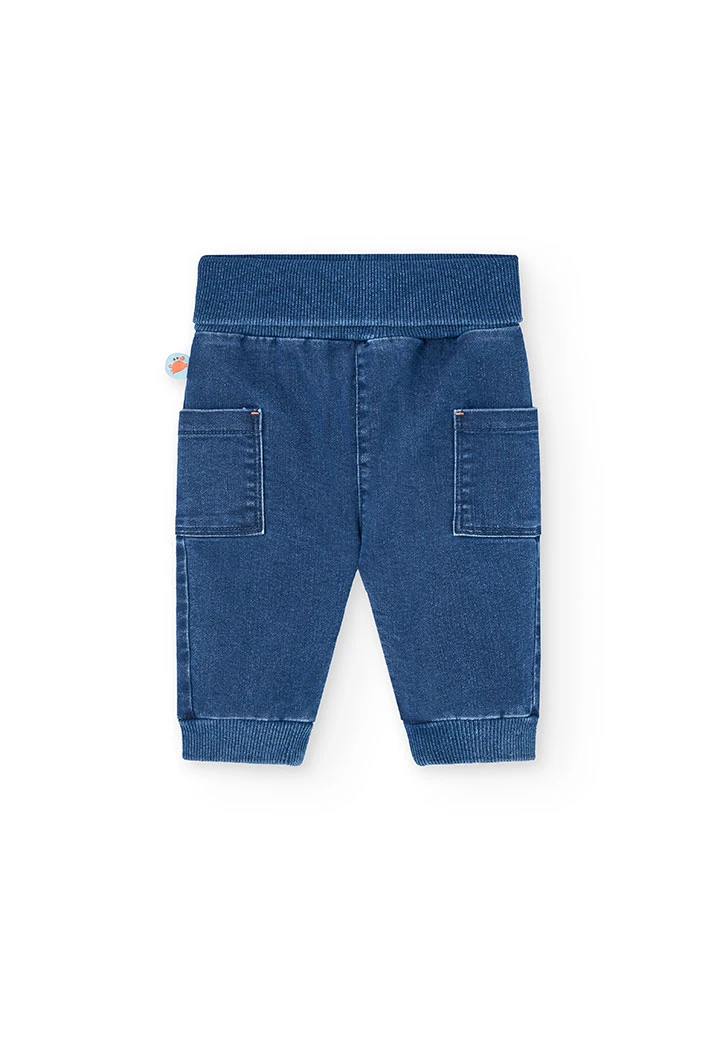 Ensemble en maille de t-shirt pour bébé garçon en couleur blanche et pantalon en bleu.