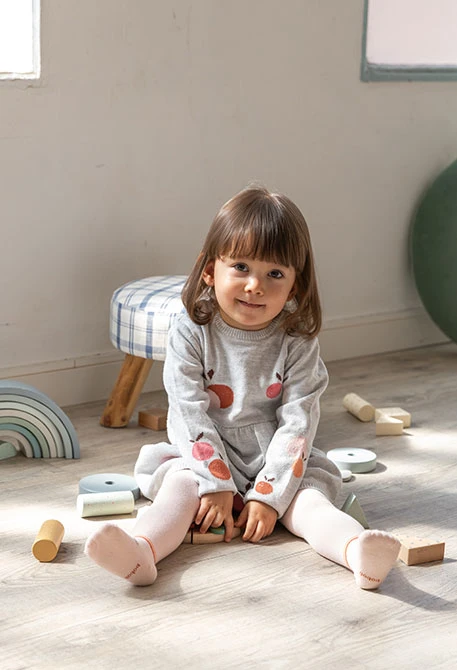 Vestit de fruites gris