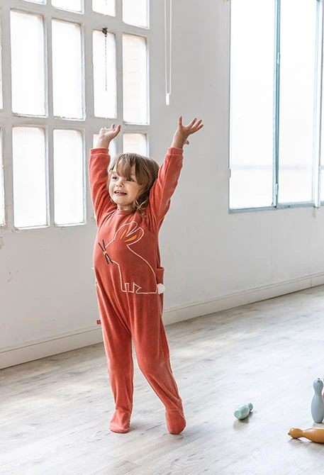 Velours-Baby-Strampler mit Tiermotiv