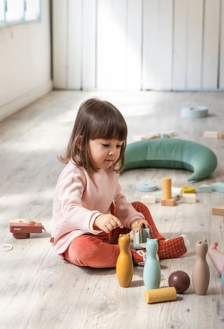 Ensemble bébé en tricot rose animaux