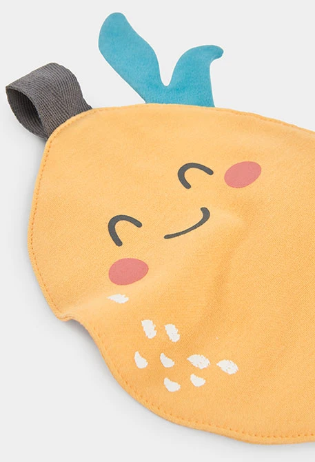 Manta e doudou estampados para bebé