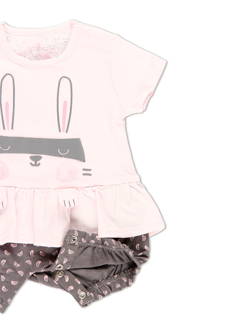 Grenouillère en tricot a volants pour bébé fille