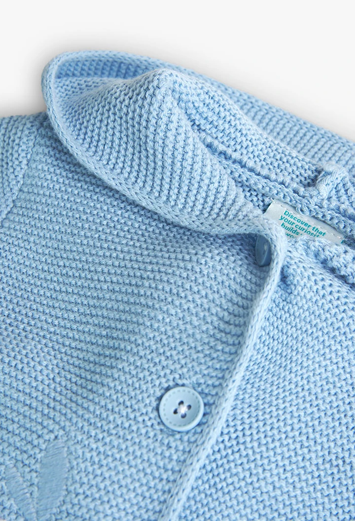 Veste tricotée bleu ciel pour bébé