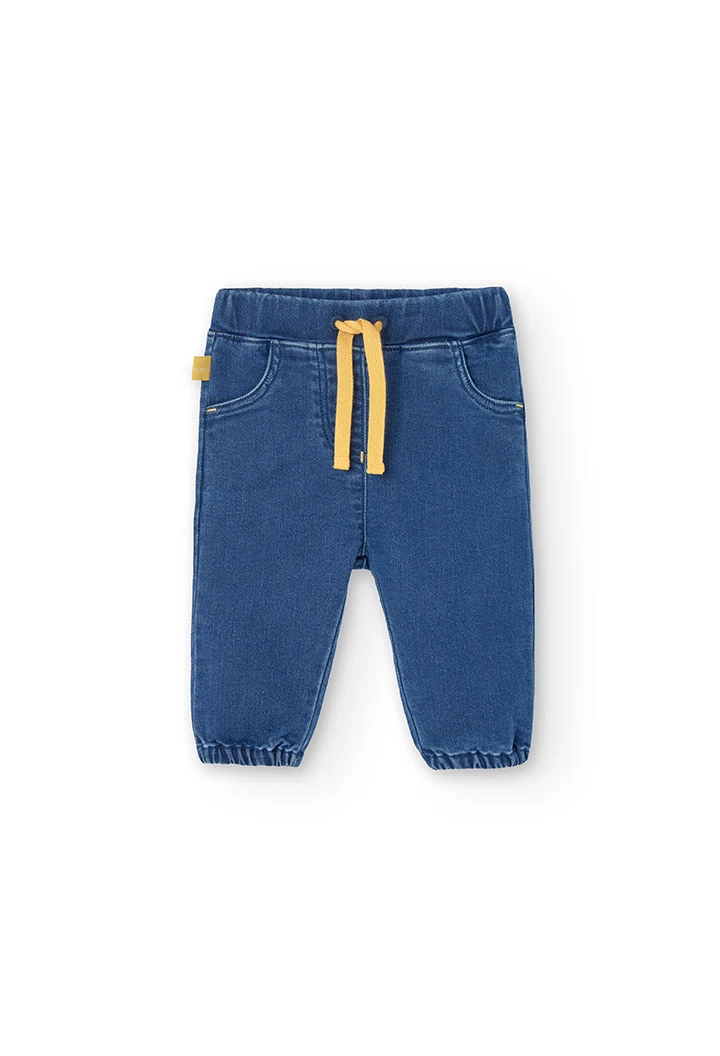 Conjunto de jersey de tricotosa y pantalón denim para bebé niña en blanco