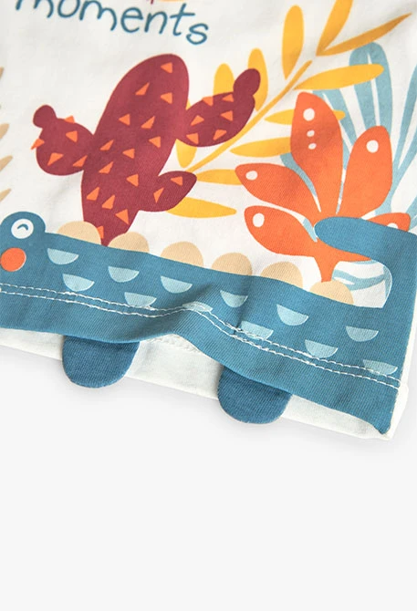 Completo di maglietta e pantaloni in maglia per neonato di colore bianco con stampa.