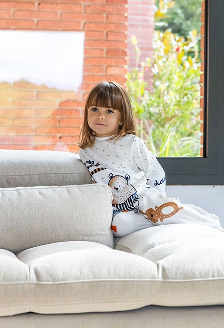 Pijama de nadó de punt blanc amb animals