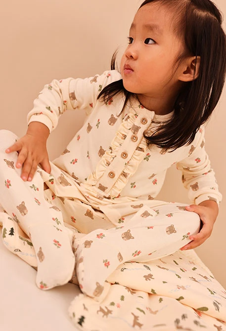 Macacão bebé menina cru estampado de ursinhos