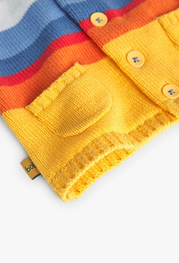 Casaco tricotado de bebé em amarelo