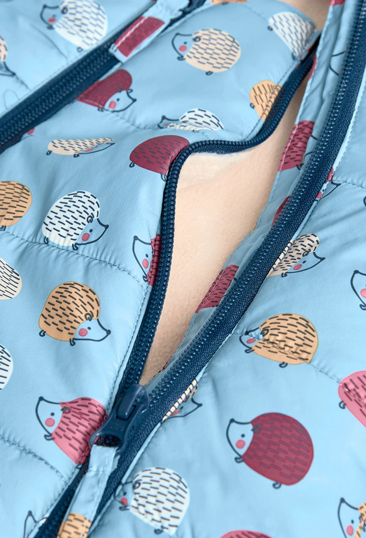 Blauer Baby-Strickoverall mit Tieren