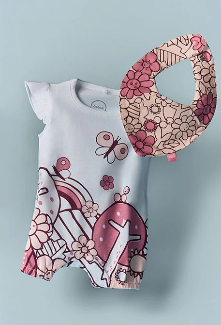 Pijama de bebé de algodão em branco