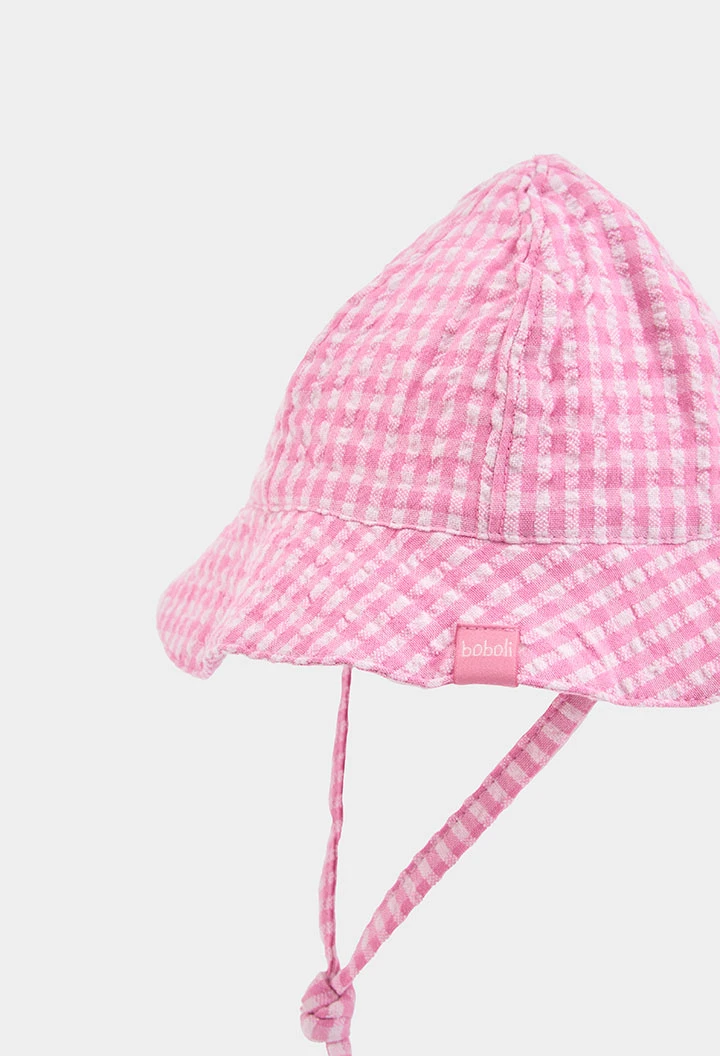 Gorro bebé aos quadrados