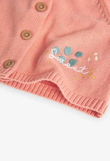 Casaco tricotado de bebé menina de cor salmão