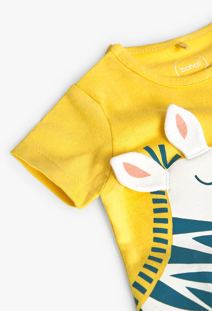 Grenouillère tricotée pour bébé en jaune