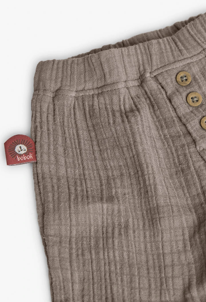 Conjunto de malha para bebé menino em cor branca