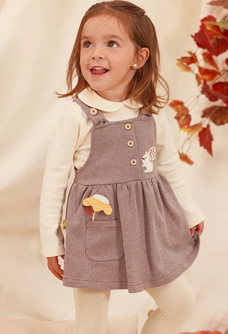 Completo in maglia neonata bambina marrone ricamato con scoiattolo