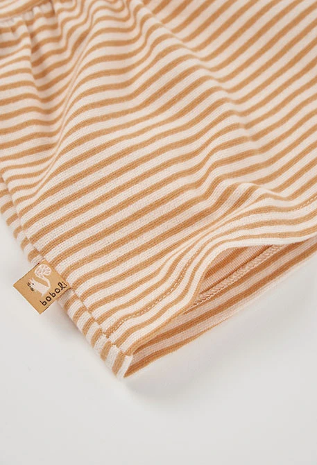 Robe en maille rayée moutarde bébé avec col en dentelle