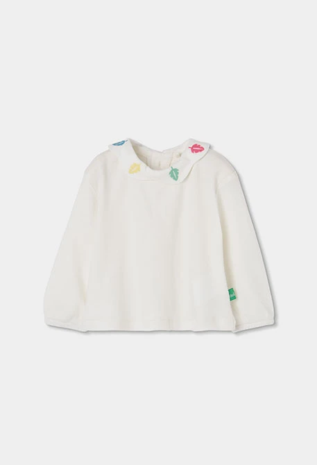 Baby girl white knitted set with embroidered leaves