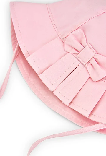 Bonnet tricoté pour bébé en rose