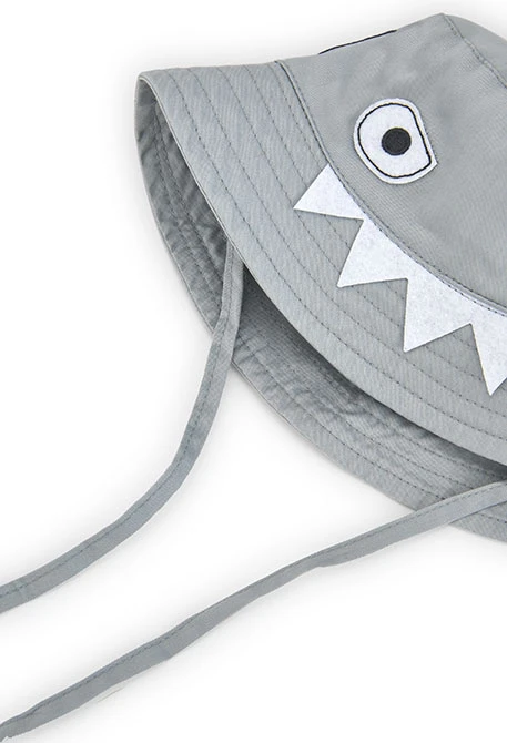 Bonnet en sergé bébé en gris