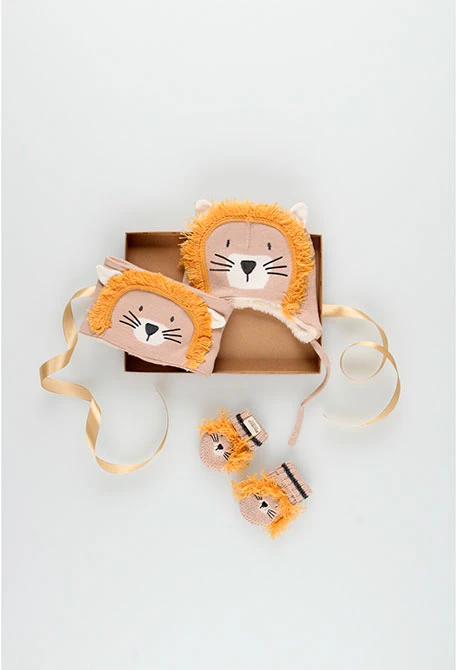 Gorro estampado com leão