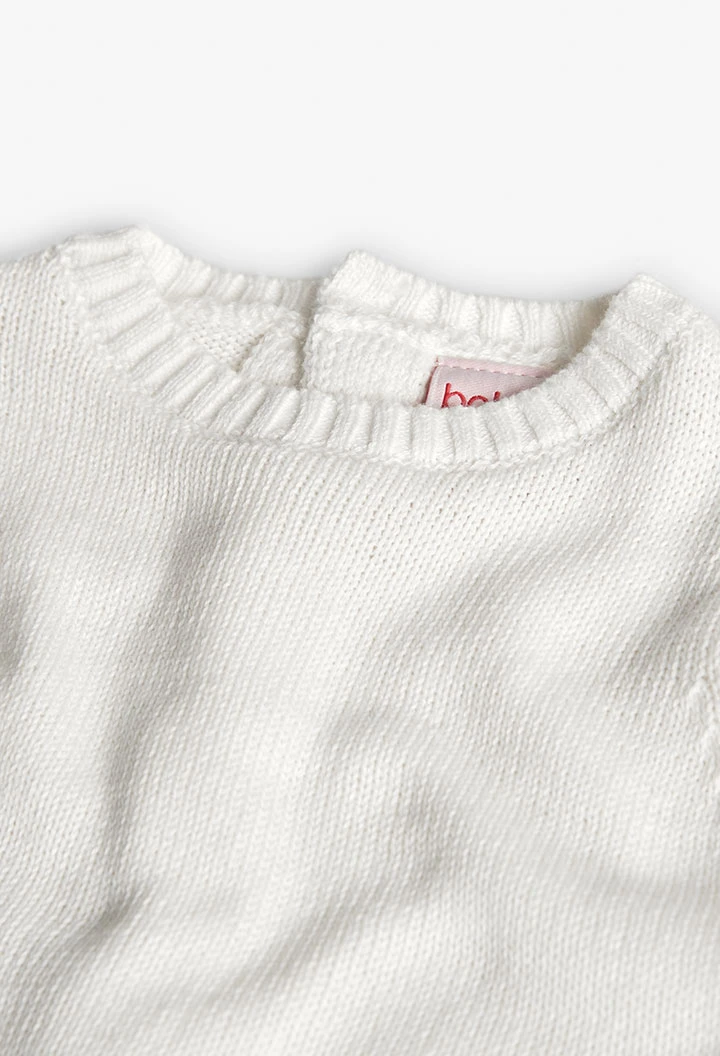 Pull pour bébé en tricot blanc