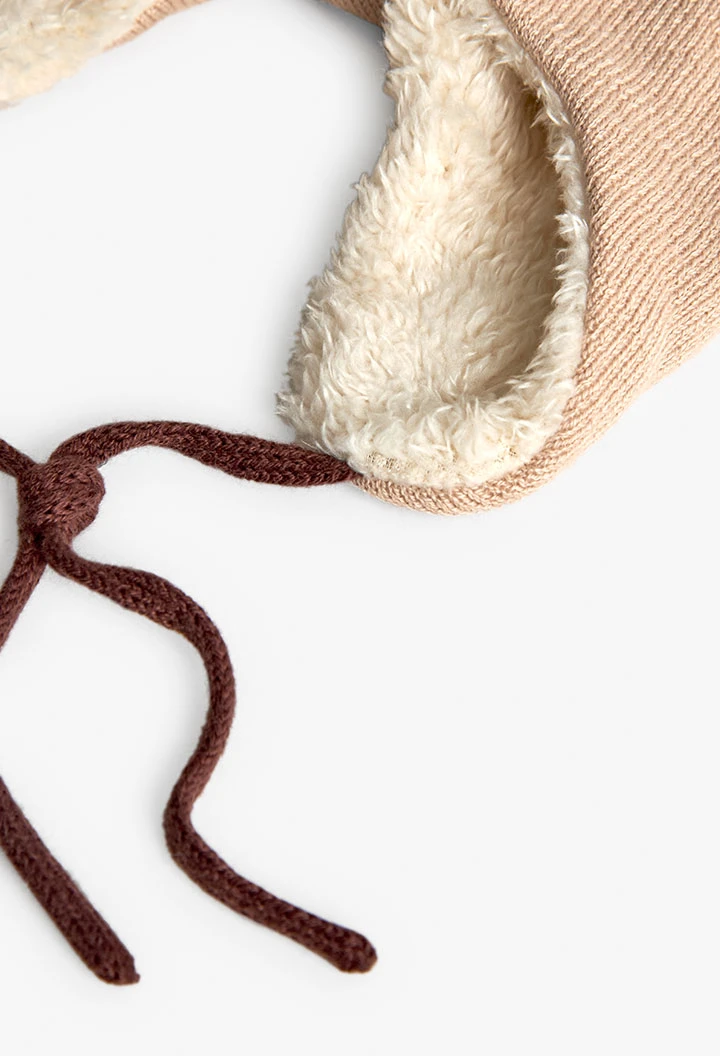 Gorro de bebé castanho com estampado animal