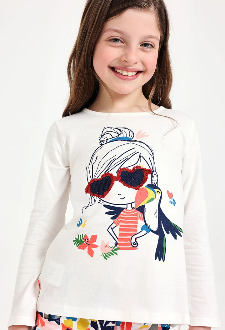 Baby girl's knitted T-shirt in white with a fun design