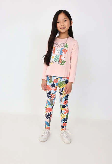 Conjunto de camiseta y leggings de punto para bebé niña en color rosa con estampado