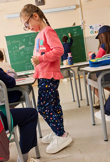 Mädchenhose Vlies geometrische Formen