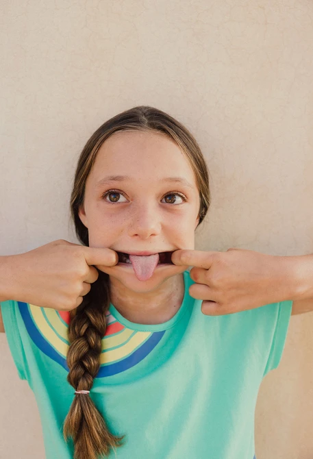 T-shirt de malha para bebé menina em verde