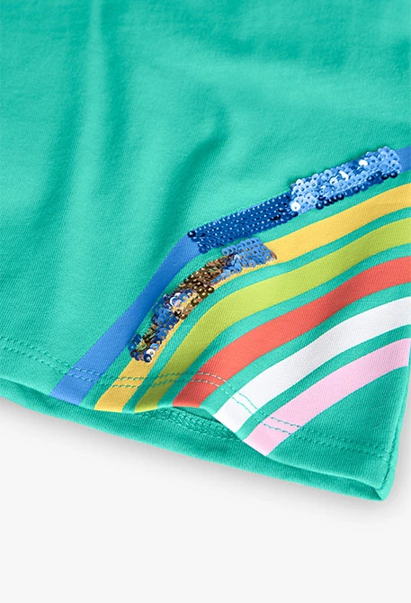 T-shirt en tricot pour bébé fille en vert.
