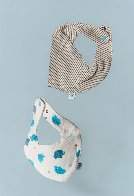 Pack de 2 babetes de bebé de algodão estampado