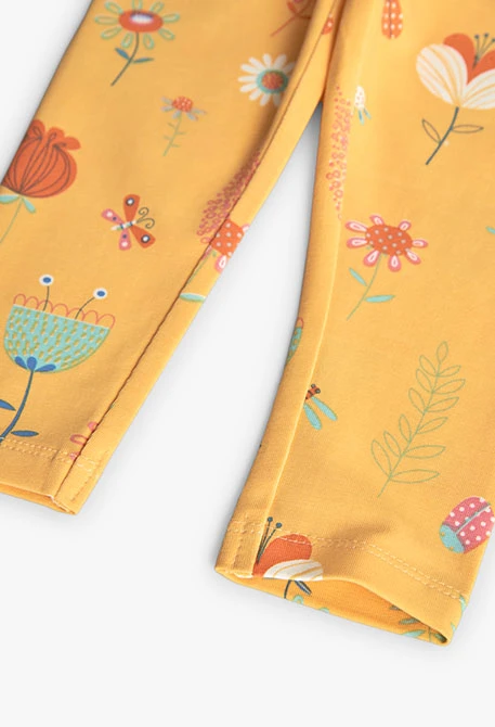 Leggings de malha para bebé menina em amarelo com estampado