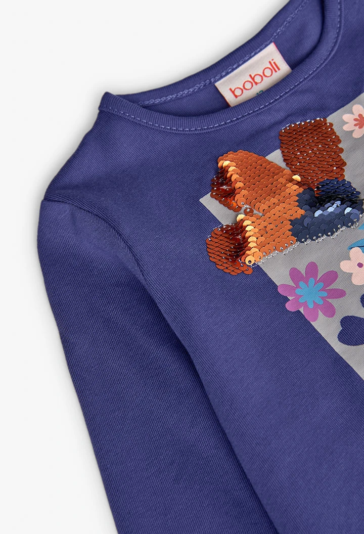 Lila Strickmädchen-T-Shirt mit Blumen