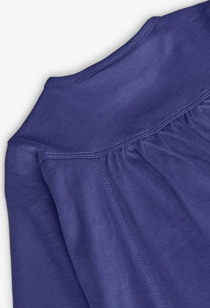 Girl´s lilac knit t-shirt with flowers