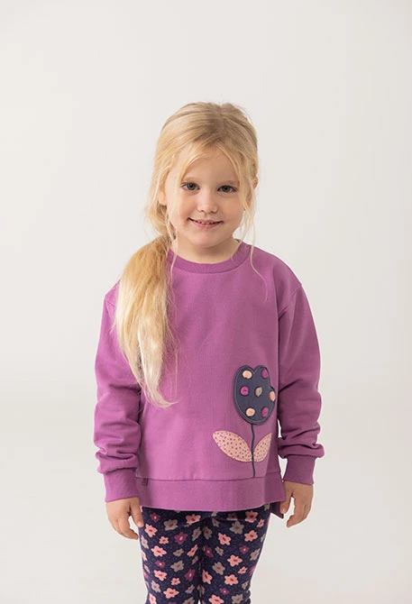 Sudadera niña de felpa lila con flor