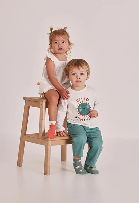 Conjunto bebé camisola e calças algodão branco