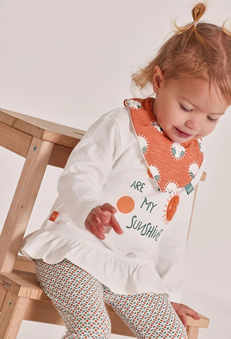 Pack of 2 printed cotton baby bibs