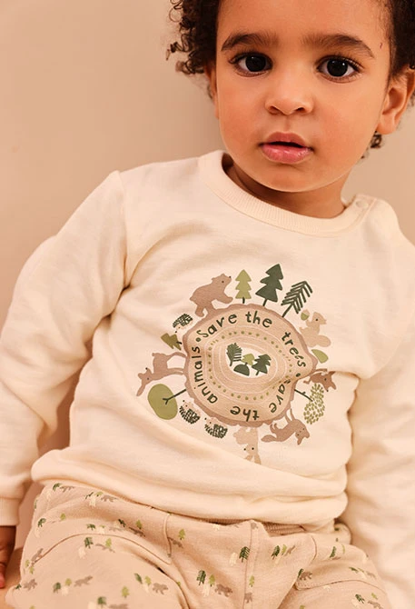 Baby boy cream knitted set with animal print
