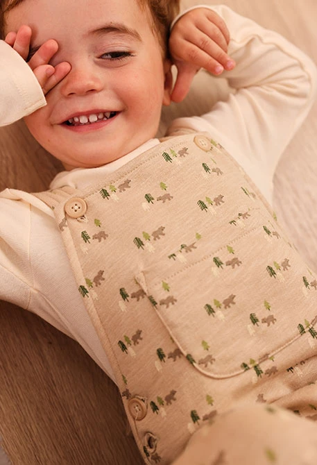 Conjunto punto bebé niño beige estampado osos