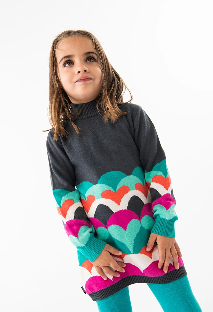 Vestido de tricô para bebé menina com estampado de corações