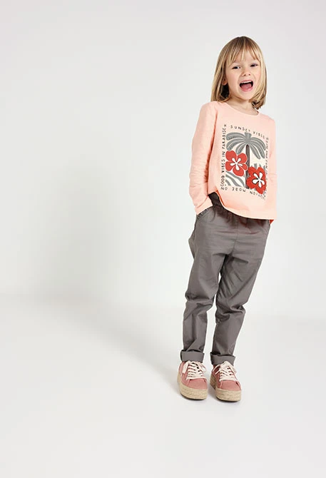 Pantalón de popelín para bebé niña en color marrón