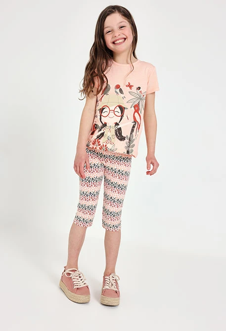 Conjunto de camiseta y pantalón de punto para bebé niña en color salmón