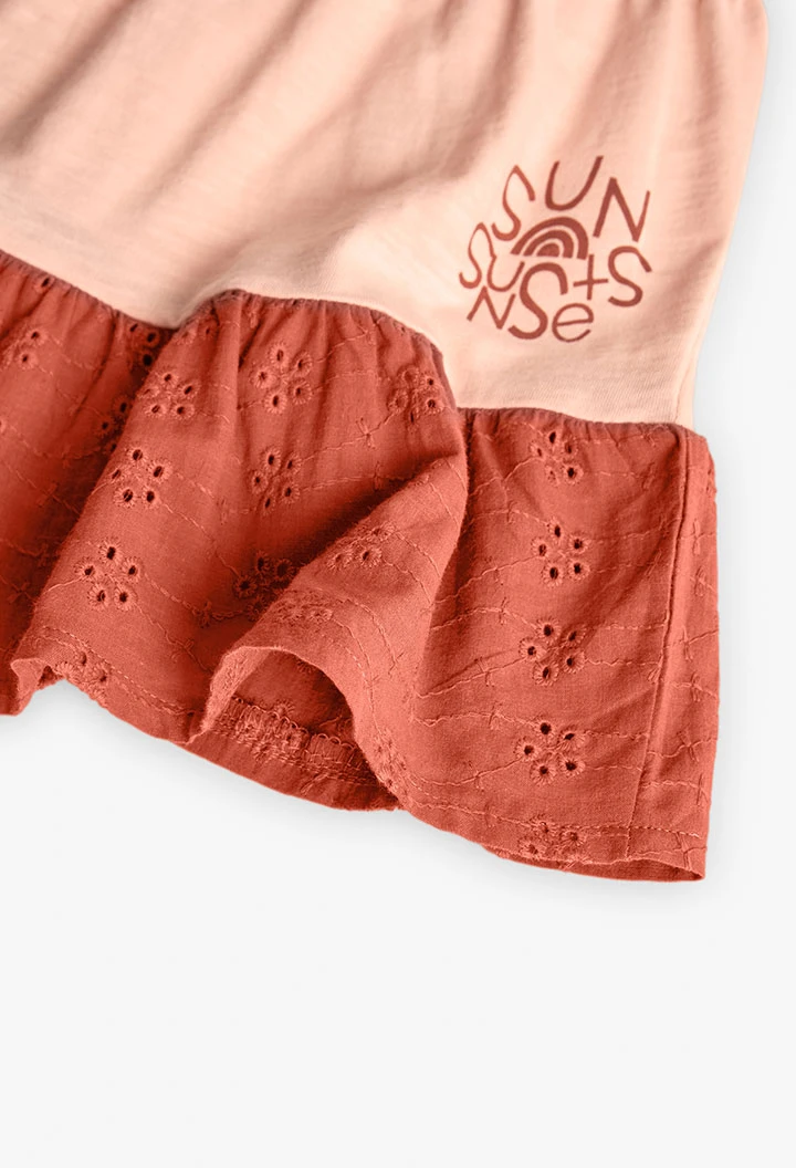 Vestido de malha para bebé menina em cor salmão com design flamê.