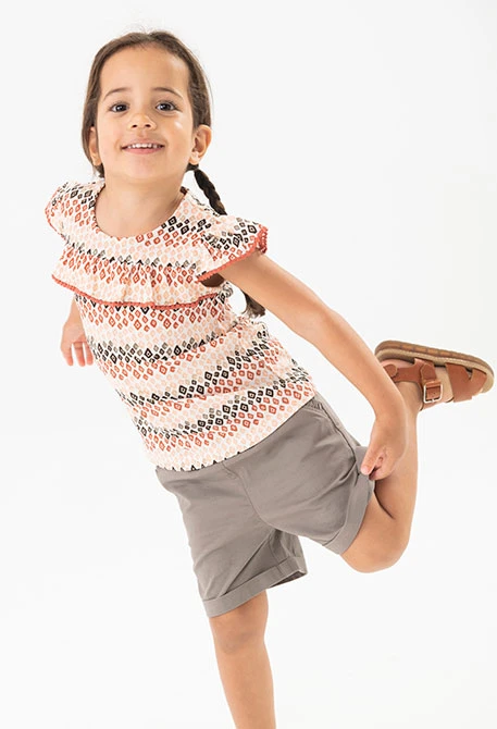 Gabardine shorts for baby girl in brown colour