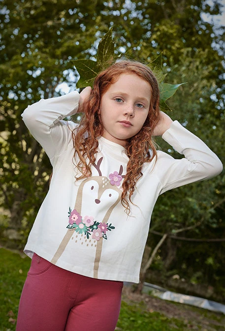 Camiseta niña de punto blanco con ciervo