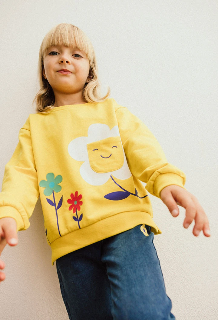 Felpa di maglia per neonata in colore giallo.